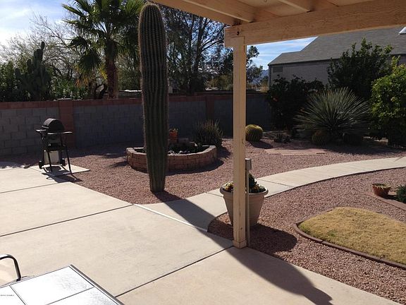 3rd image of 5981 N Edenbrook Ln