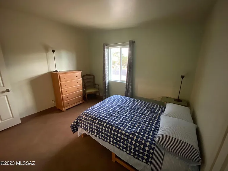 2801 E Copper St — Photo 6
