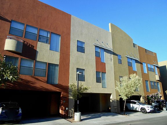3rd image of 4715 E Culver St