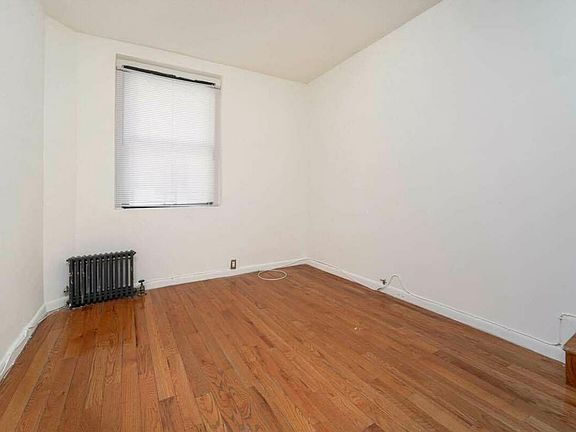 5th image of 21-05 33rd St #1D