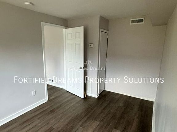 5th image of 1514 E 14th St Unit A