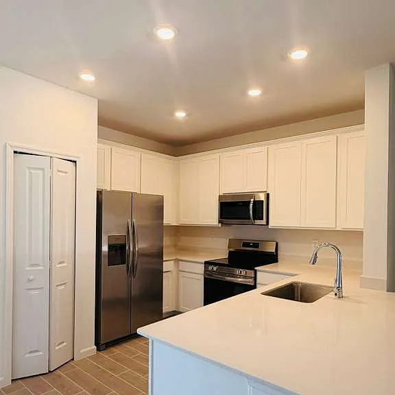 3657 SE 37th Avenue Rd — Photo 3