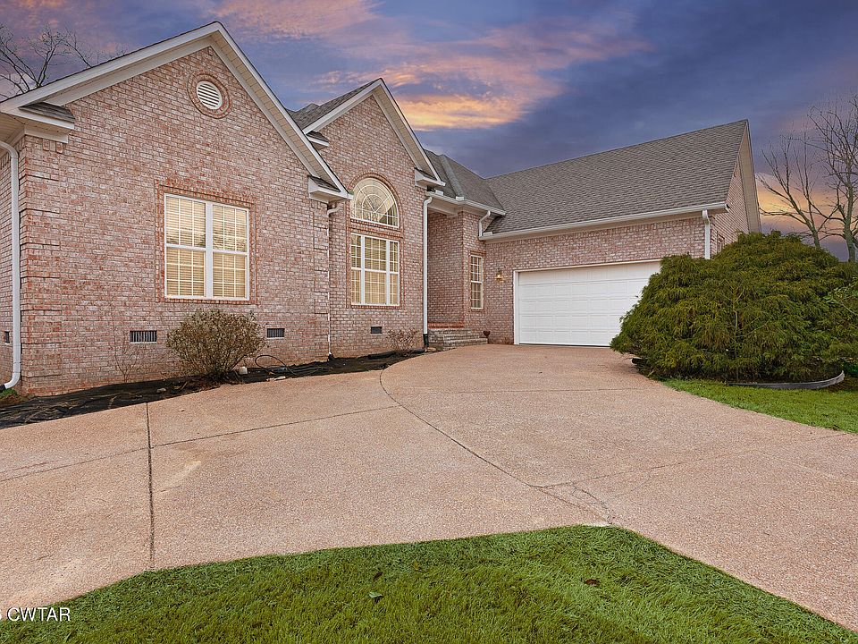 1st image of 2111 Willow Trace Dr