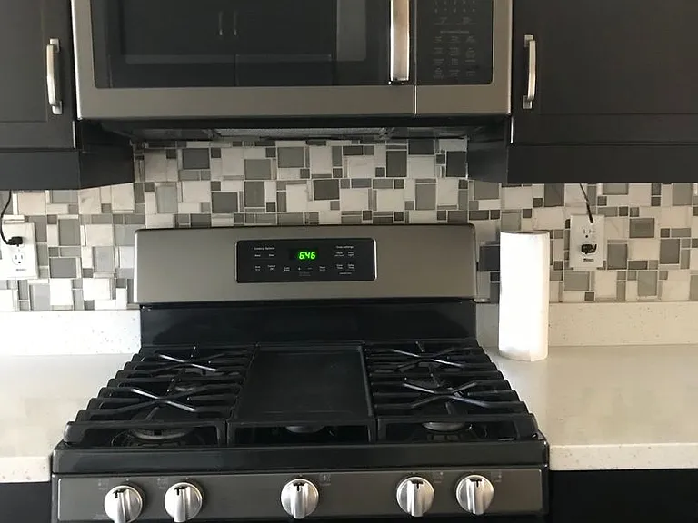 2724 E Bellerive Dr — Photo 15