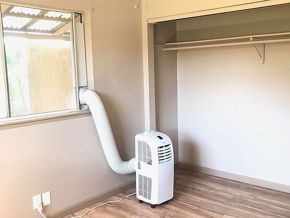 2nd image of 263 Kaiolohia St #B