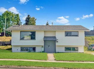 10987 S 97th Ave, Grande Cache, AB T0E 0Y0