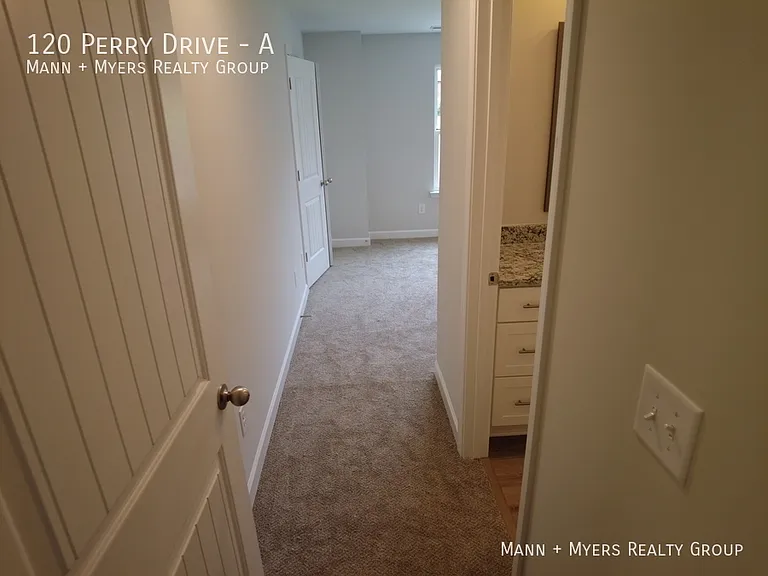 120 Perry Dr #A — Photo 26