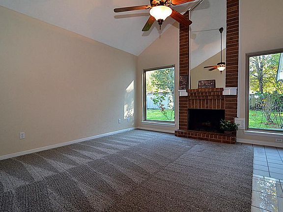 2nd image of 8426 Lake Crystal Dr