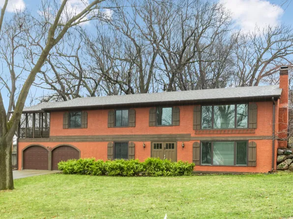 1533 Clare Ln, Wayzata, MN 55391