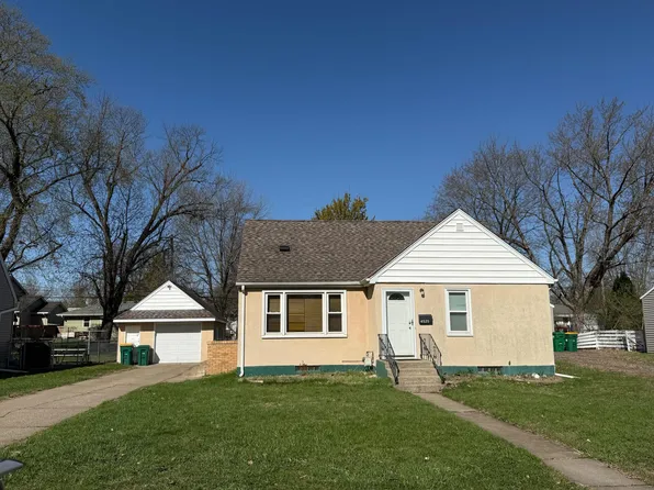 4525 Adair Ave N, Crystal, MN 55422