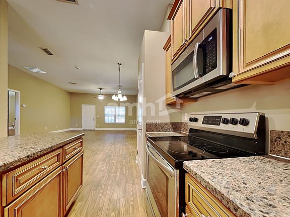 5th image of 2132 Cherokee Cove Trl