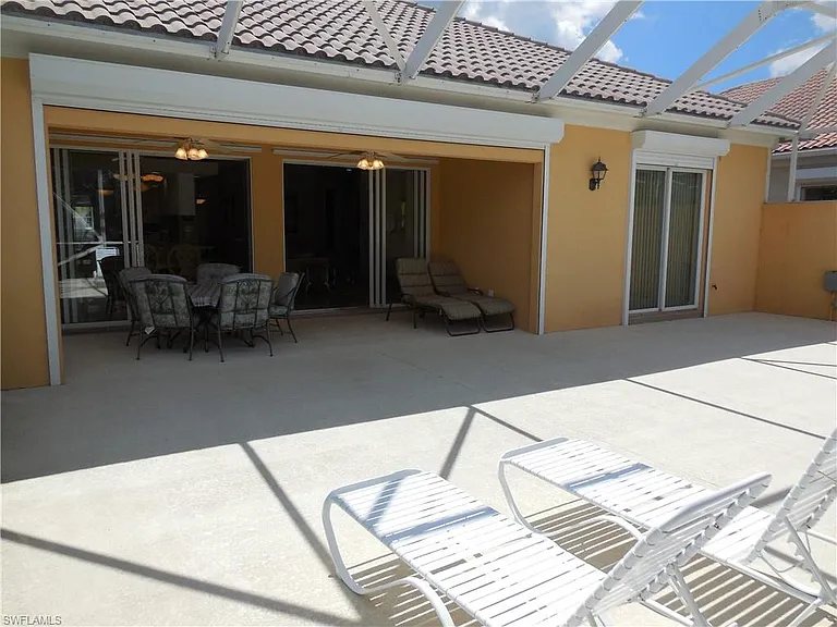 8539 Alessandria Ct — Photo 30