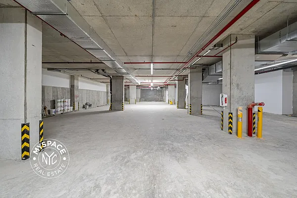 Rented by Carroll Development Leasing LLC | media 30