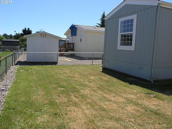 2nd image of 300 SW 7th Ave Unit 904
