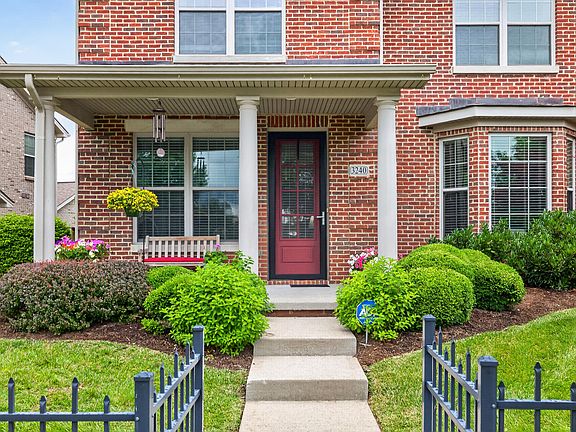 2nd image of 3240 Beaumont Centre Cir