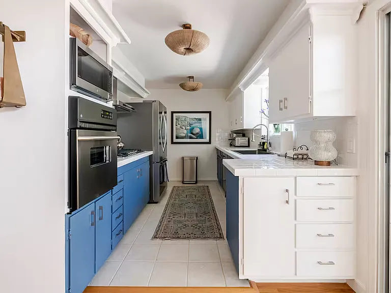 1227 Cruzero St — Photo 10
