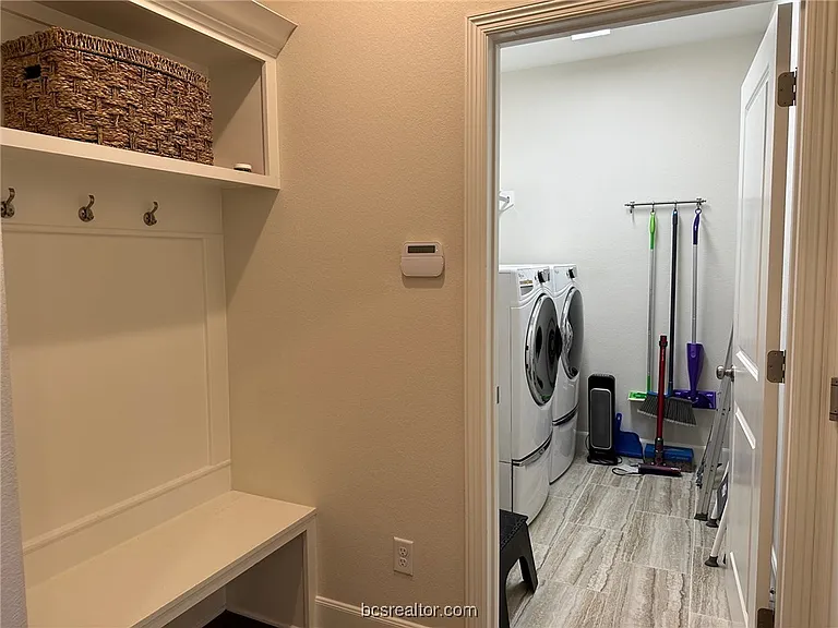 15605 Long Creek Ln — Photo 24