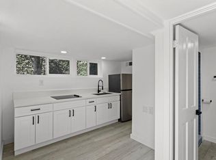 98 E Sierra Madre Blvd #1/2, Sierra Madre, CA 91024