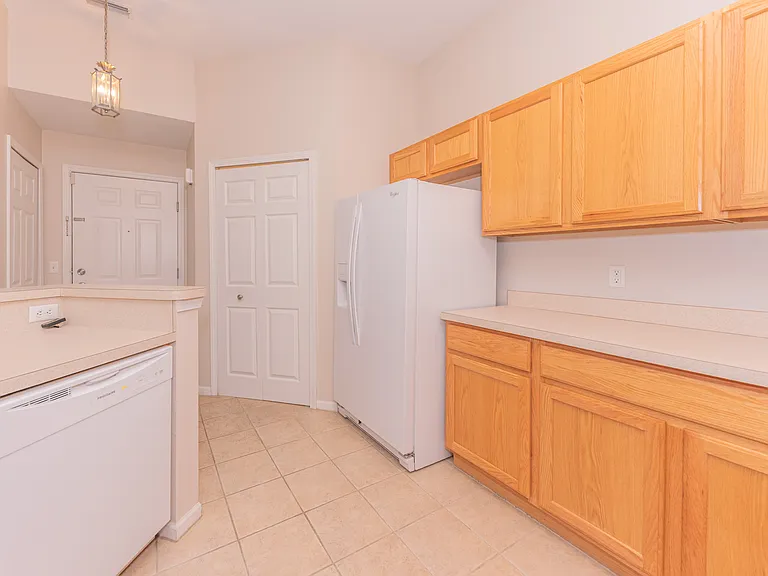 2211 S Main St #1 — Photo 11