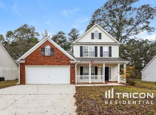 168 Galway Ln, Hampton, GA 30228