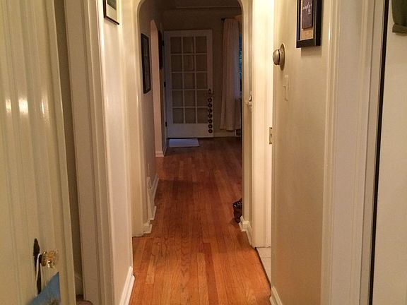 3rd image of 1406 Franklin Rd