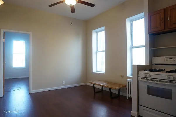 Rented by Corcoran | media 23