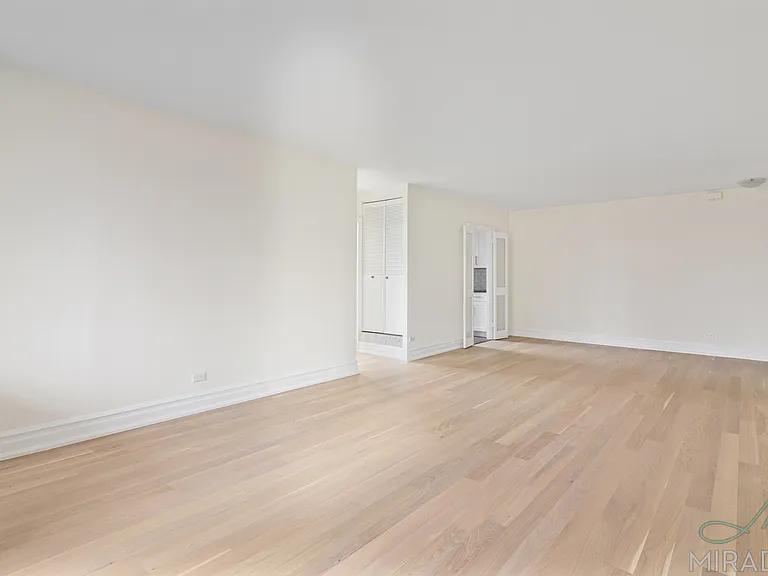 145 W 67th St #39H — Photo 5