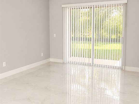 4th image of 9561 Blue Stone Cir