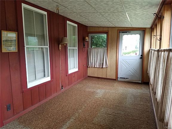 5th image of 3477 Milton Ave