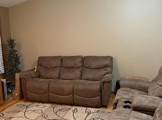 110 Cottage Dr, Osceola, WI 54020