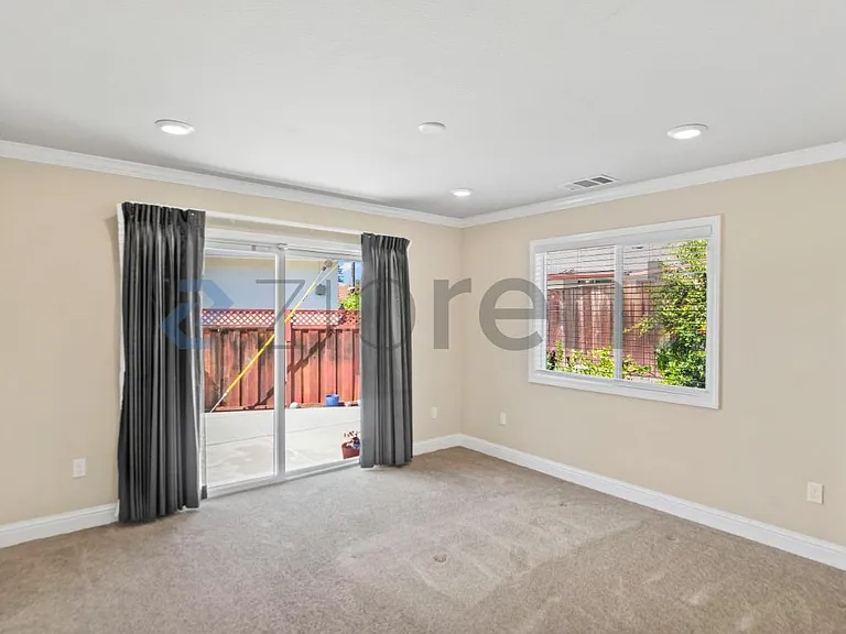 42386 Barbary St — Photo 15
