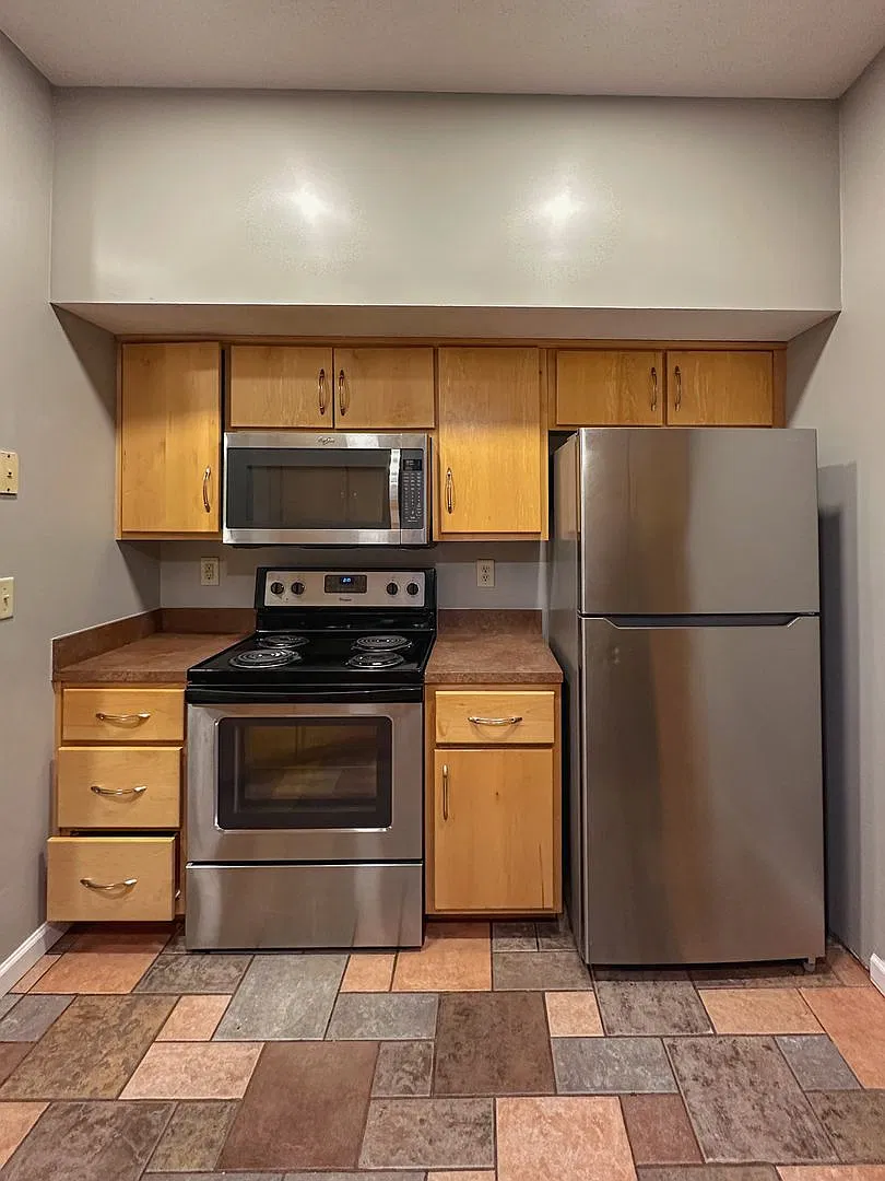2 bedroom 1 Bath Condo Downtown! — Photo 4
