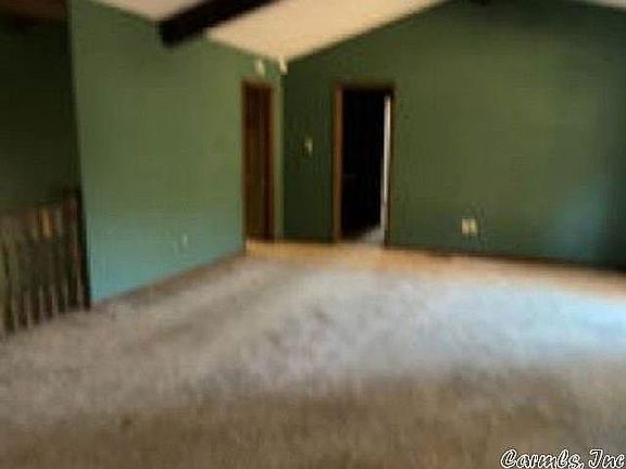 5th image of 42 Holiday Hills Dr