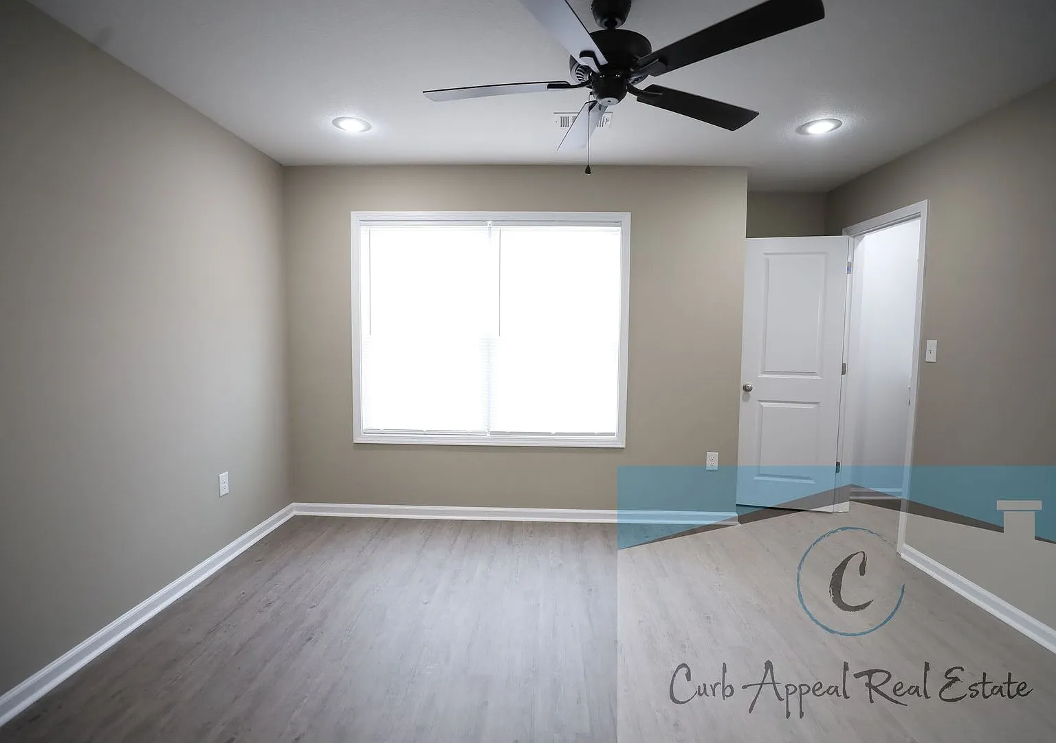 2801 Forest Home — Photo 2