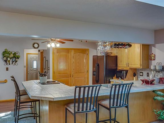 5th image of 5137 Walden Ct S