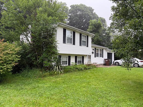 2nd image of 9439 Loralinda Dr