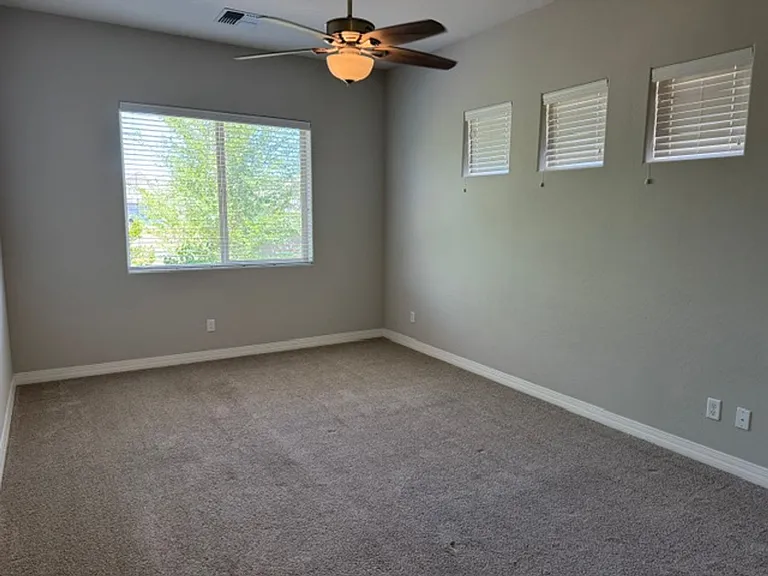 5632 N Teaberry Ln — Photo 7