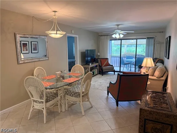 3916 Orange Grove Blvd APT 4, North Fort Myers, FL 33903