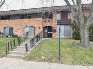 4155 W Rivers Edge Cir UNIT 13, Brown Deer, WI 53209
