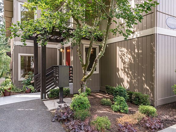 2nd image of 10328 NE 189th St #101