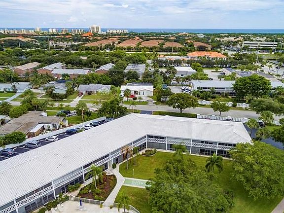 3rd image of 331 Tequesta Dr APT 108