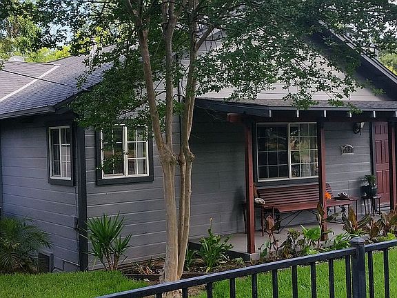5th image of 7631 Mariposa Ave