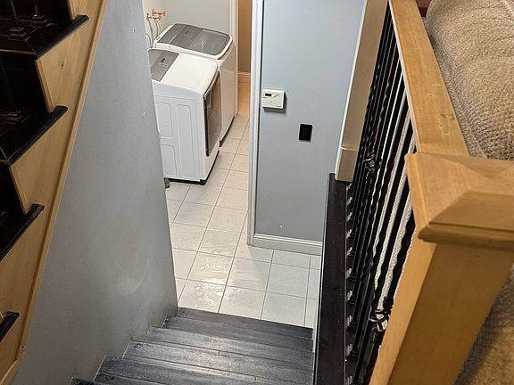 3rd image of 9160 S Cripple Creek Cir