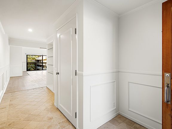 5th image of 801 Ocean Ave Unit 306
