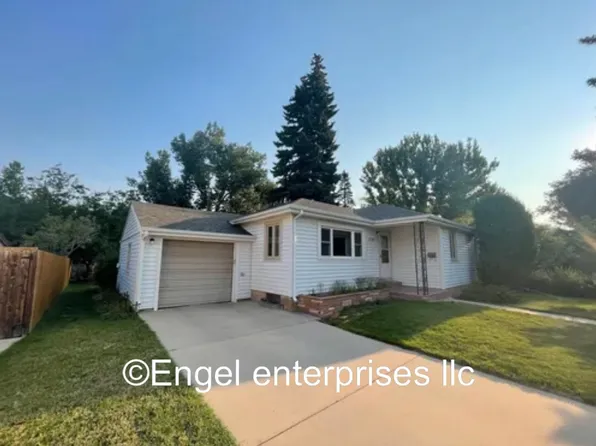 2009 Thornburgh Dr, Laramie, WY 82070