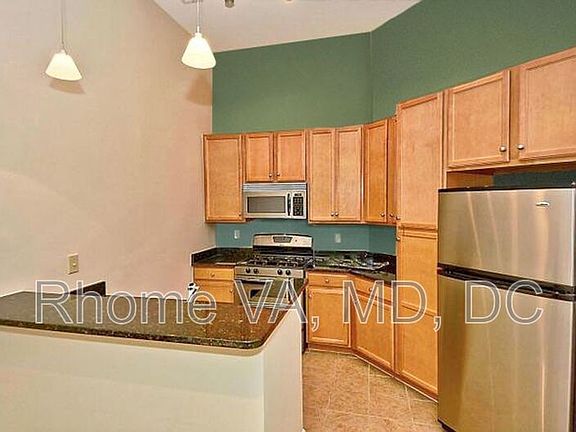 4th image of 2655 Prosperity Ave APT 137