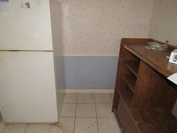 5th image of 1293 W Barron Cir