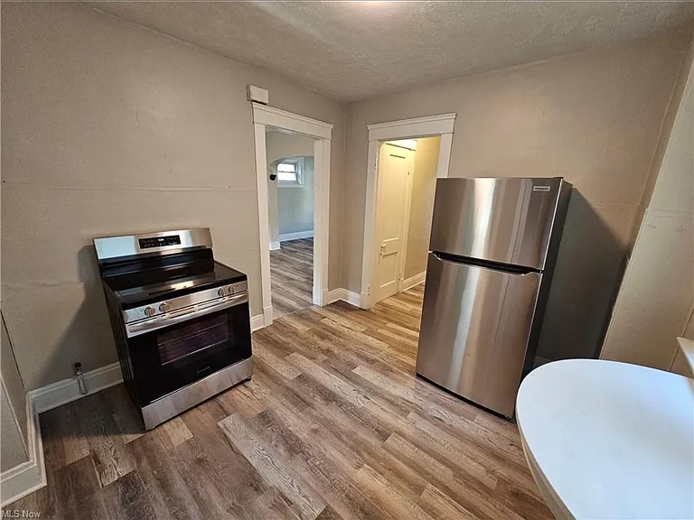 2802 E 118th St — Photo 5