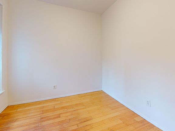 5th image of 20 Spring St APT 13