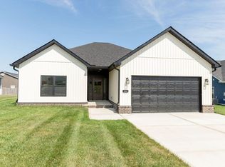 104 Clayber Dr, Nicholasville, KY 40356
